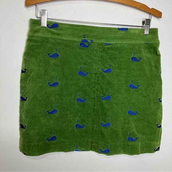 Lilly Pulitzer green corduroy skirt with blue whales size 2 - Picture 1 of 4